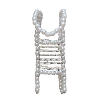 Korálková ozdoba sáněk stříbrno-bílé 9cm