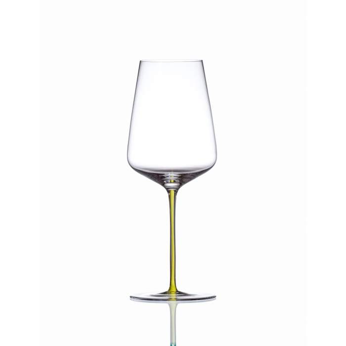 Levně Sklenice na víno AURIGA skleněná se žlutou stopkou 540ml