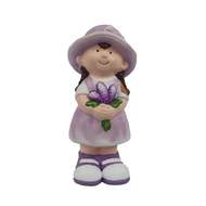 Dívka stojící keramická s kyticí bílo-fialová 21cm